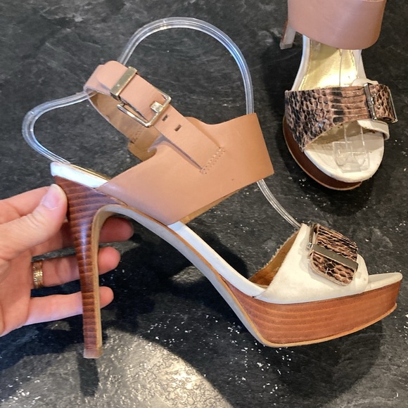 Women’s Marc Fisher Stacie tan brown leather stiletto heel sandals shoes size 9 - Picture 2 of 10